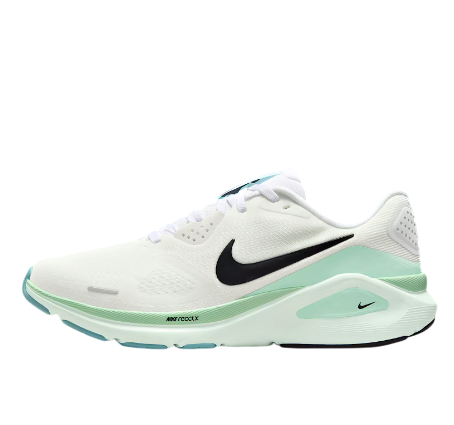 Nike Structure 26 Straßenlaufschuhe weiß Damen