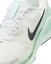 Nike Structure 26 Straßenlaufschuhe weiß Damen