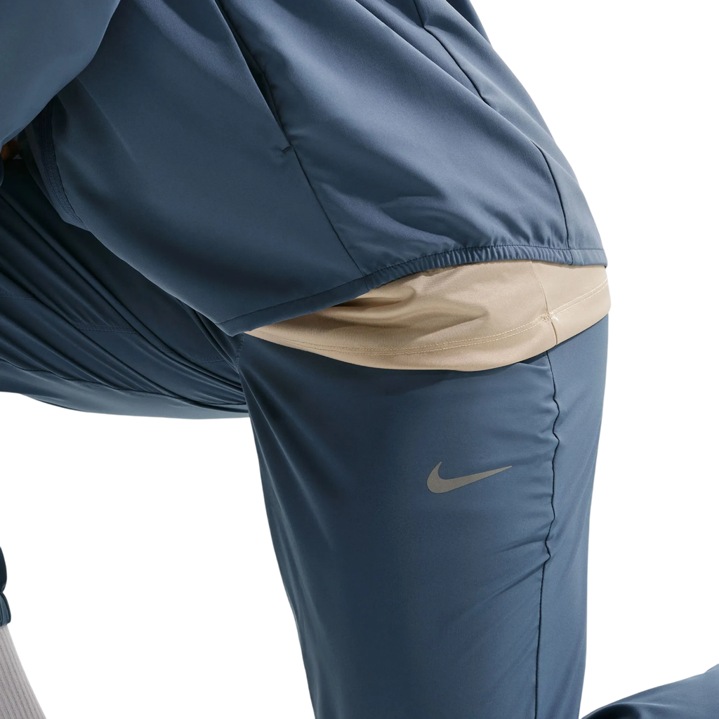 Nike Form Tapered  Dri-FIT Hose blau 