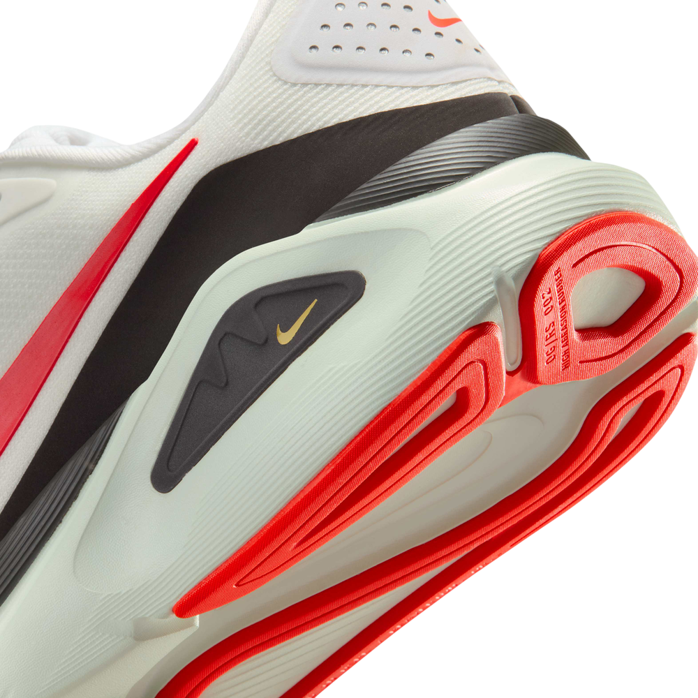 Nike Structure 26 Straßenlaufschuhe weiß  