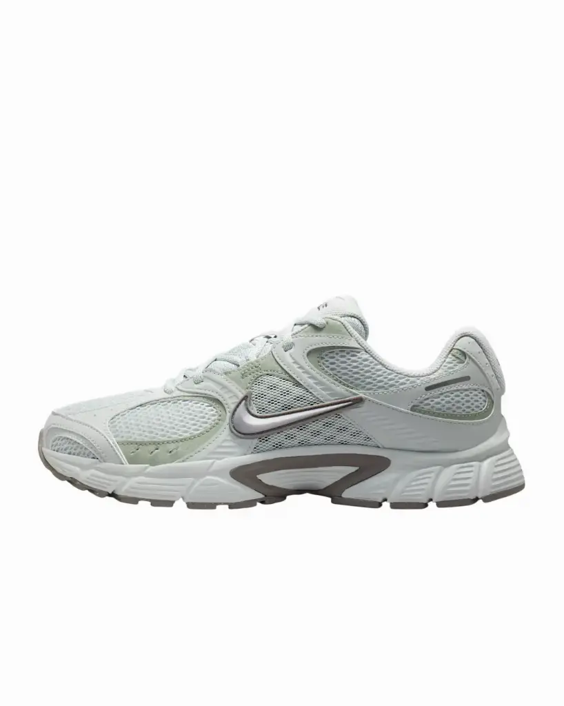 Nike V5 RNR Sneaker weiß