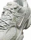 Nike V5 RNR Sneaker weiß