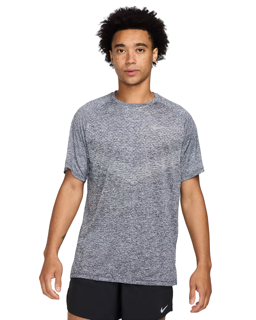 Nike Stride Dri-Fit ADV Laufshirt grau  